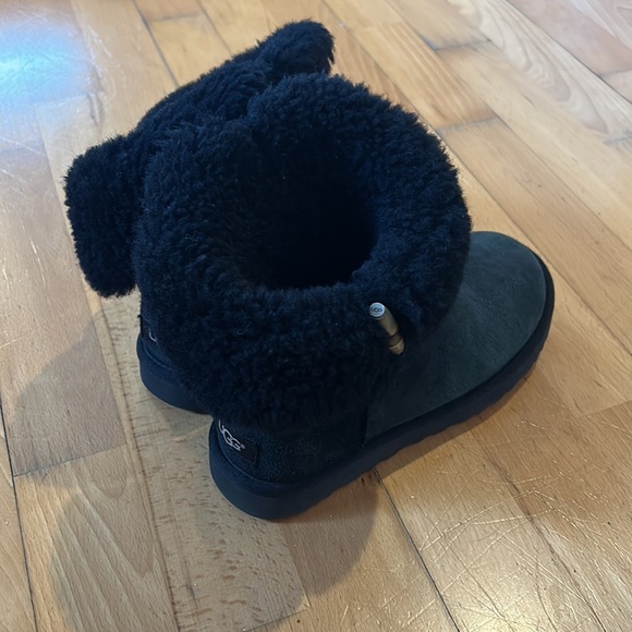 UGG black short foldable top with wooden toggles Womens 8 - Picture 5 of 13